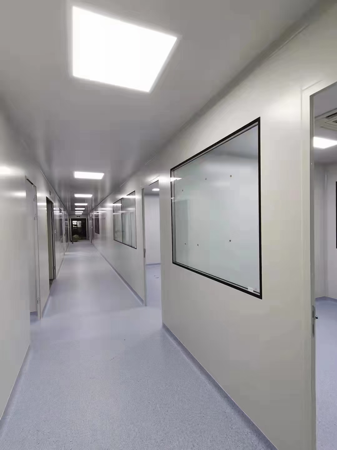 板上開(kāi)窗（方角）