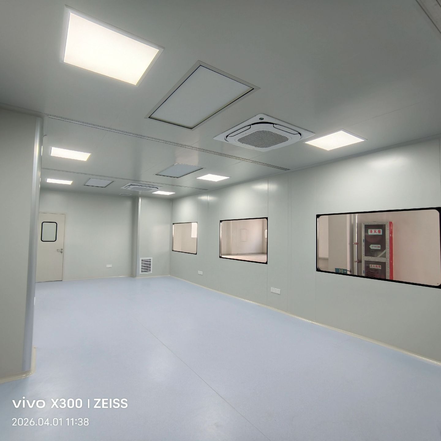 潔凈室：高精度生產(chǎn)環(huán)境的基石